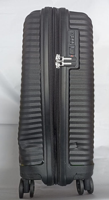 VALIJA SAMSONITE VARRO MEDIANA 24 TSA POLIPROPILENO COLOR NEGRO GRADO B
