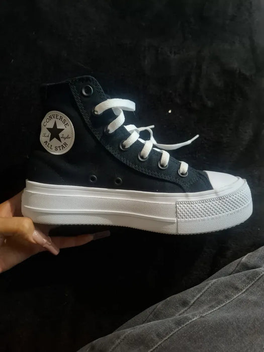 Tenis Converse Day One Platform A19292C Mujer Negro Liso Talla 24 MX | Grado A