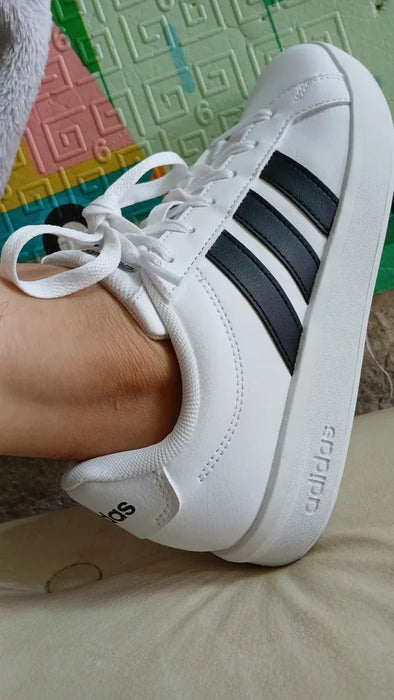 Tenis adidas Grand Court Base 3.0 JR4616 Blanco Talla 24 MX | Grado A