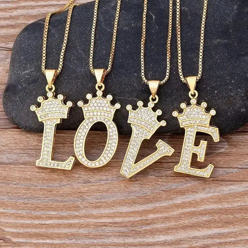 Collar Letras Inicial Corona Acero Inoxidable con Zirconias | Grado B