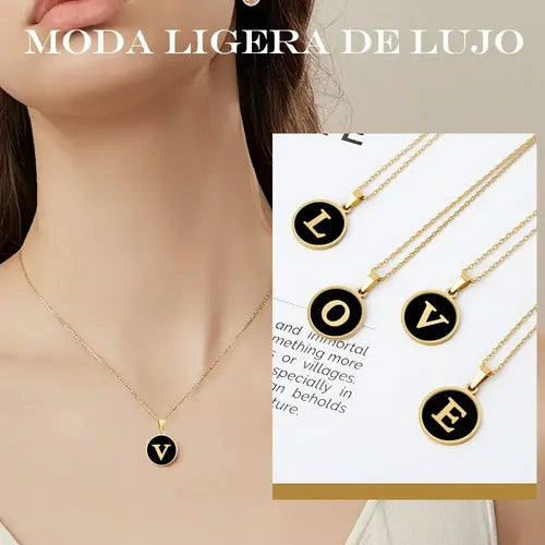 COLLAR DIJE LETRAS INICIALES ACERO INOXIDABLE DORADAS MUJER 3