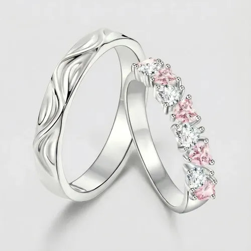 Anillo Rosa con Cristal Elegancia y Romance Color Plateado | Grado B