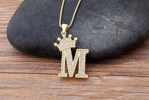 Collar Letras Inicial Corona Acero Inoxidable con Zirconias | Grado B