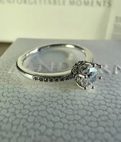 ANILLO CORONA COLOR PLATEADO CON PIEDRA 1