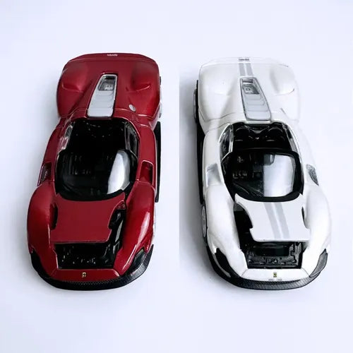 Bburago Ferrari Daytona SP3 Metal Car Model Rojo Blanco 1:64 | Grado B