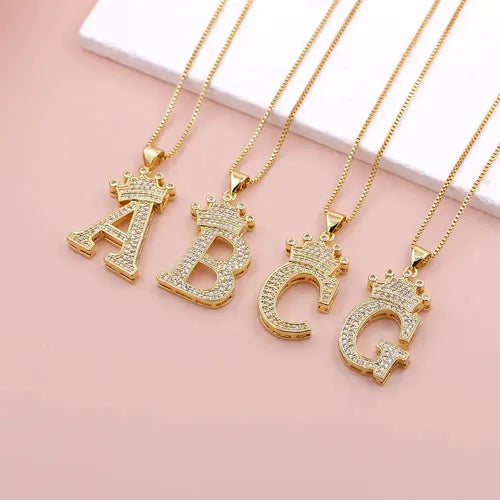 Collar Letras Inicial Corona Acero Inoxidable con Zirconias | Grado B