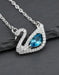 Collar de Cisne Azul con Diseño Icónico | Grado B