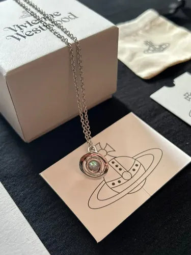 Collar con Colgante de Orbe de Latón para Mujer Color Dorado | Grado B
