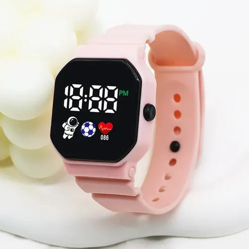 Reloj Deportivo LED Digital con Diseño de Astronauta para Niños Color Rosa | Grado B