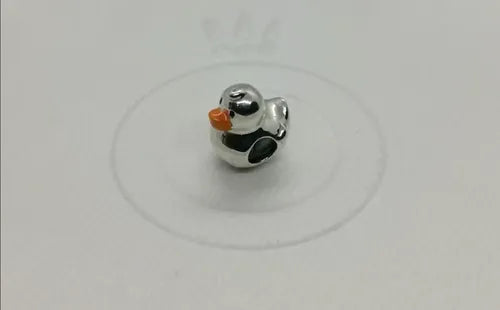 Charm Pando Patito de Hule Pulido Color Plateado | Grado B