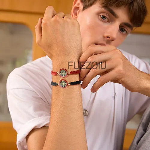 2 Pulseras Tejidas con Medalla de San Benito Negro y Rojo | Grado B