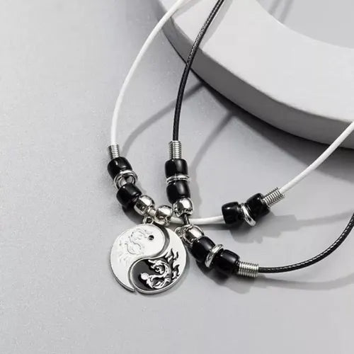 JUEGO DE COLLARES Y PULSERAS DE YIN YANG DRAGÓN PARA PAREJA NEGRO