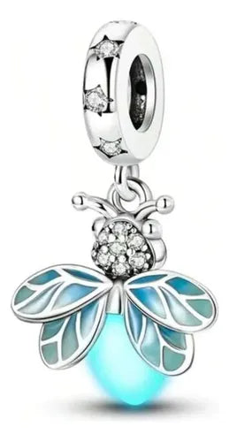 Charm Dije de Luciérnaga que Brilla en la Oscuridad Color Plateado | Grado B
