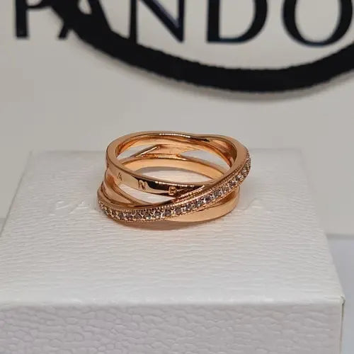 Anillo Triple Banda Cruzado Color Dorado Rosa | Grado B