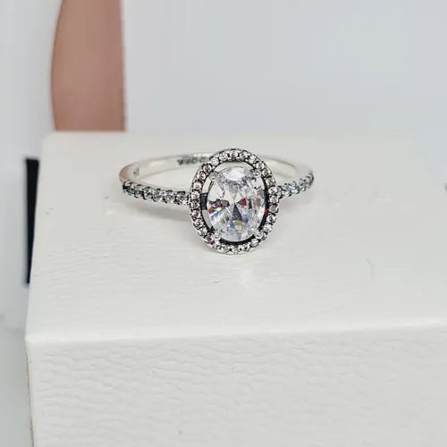 Anillo Doble Halo Brillante Color Plateado | Grado B