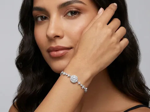 Pulsera de Corazón y Estrella con Piedra Moissanita Color Plateado | Grado B