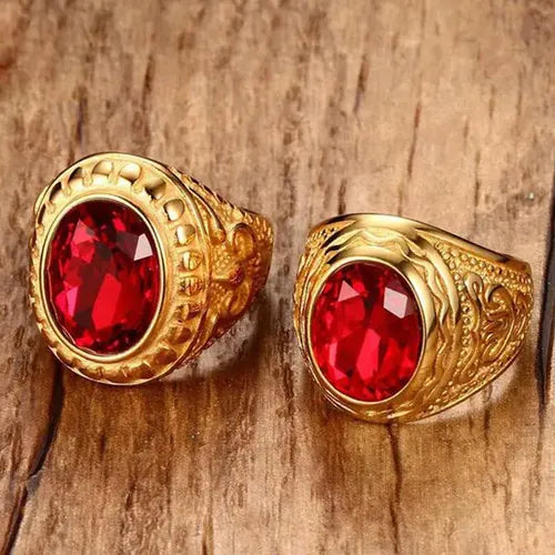 Anillo de Acero Inoxidable Dorado con Piedra Roja Diseño Octagonal | Grado B