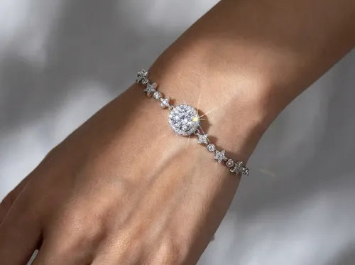Pulsera de Corazón y Estrella con Piedra Moissanita Color Plateado | Grado B