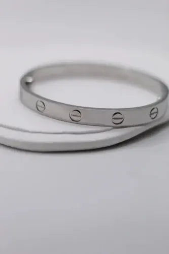 Pulsera Corazón Ajustable Color Plateado para Mujer (Genérica) | Grado B