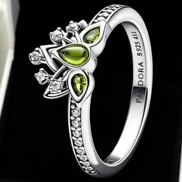 Anillo Solitario con Corona Color Plateado | Grado B