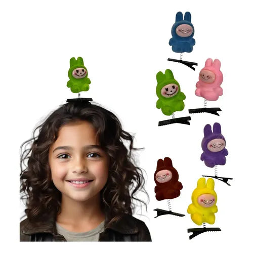 15 Pinzas para Cabello Kawaii de Capibara con 50 Stickers | Grado B