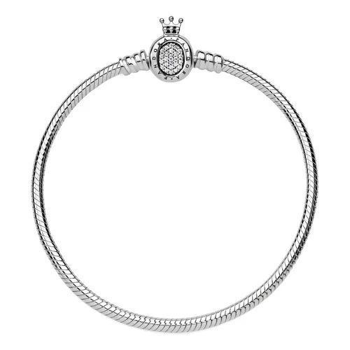 Pulsera con Broche de Corona Color Plateado | Grado B
