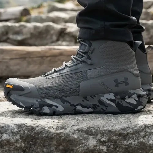 Botas Under Armour Valsetz Hombre Talla 6.5 MX | Grado B