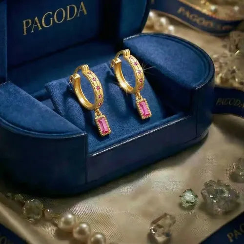 Aretes con Piedra Moissanita Color Dorado | Grado B