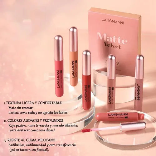 LÁPIZ LABIAL DE TEXTURA BRILLANTE DE TERCIOPELO MATE 6