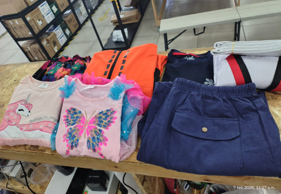 PACA DE REMATE ROPA MIXTA VARIOS TAMAÑOS