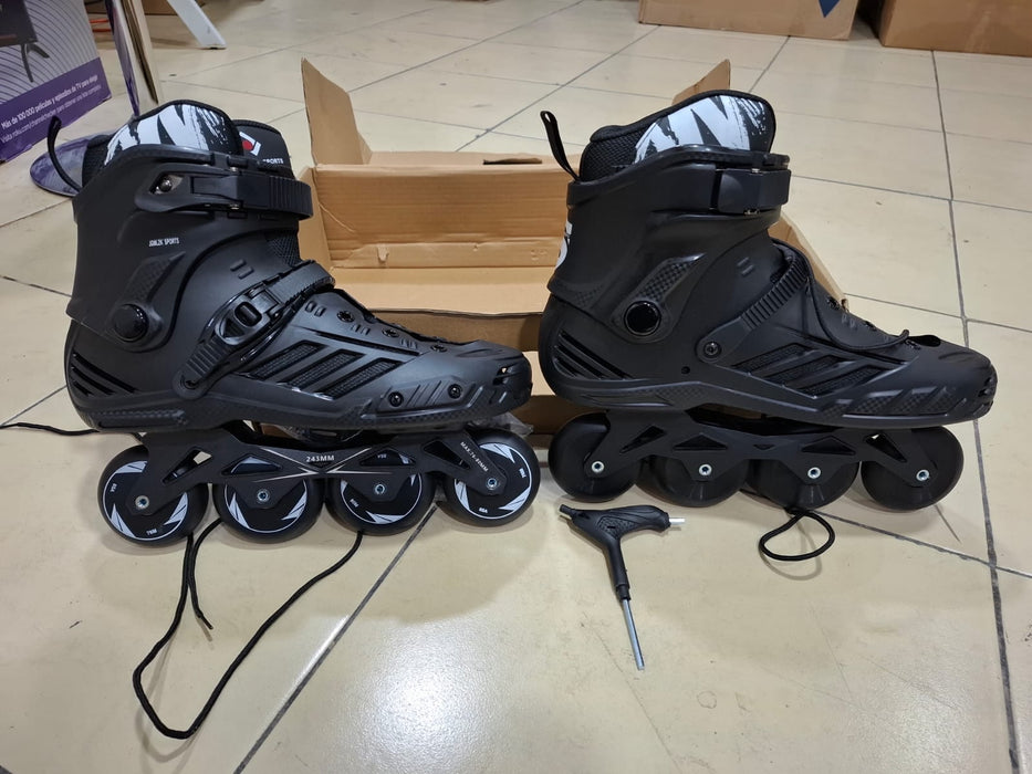 PATINES EN LÍ­NEA PROFESIONALES ALNIAKA 0045A FITNEES FREESKATE COLOR NEGRO TALLA DE LOS PATINES 27.5CM 80 MM GRADO B