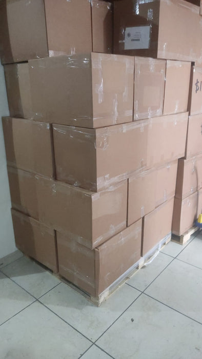 CAJA DE PAQUETES SORPRESA (PAQUETES PERDIDOS) - TiendaKomet México