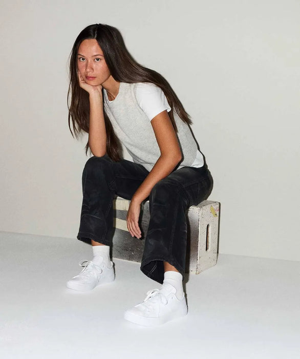 Tenis Converse Chuck Taylor All Star Blancos Monocromaticos en Choclo de Piel Unisex 24 Mx GRADO A