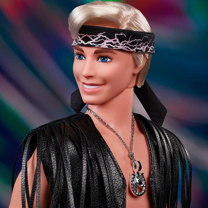 KEN COLECCIONABLE DE BARBIE LA PELICULA CON ABRIGO BLANCO GRADO A